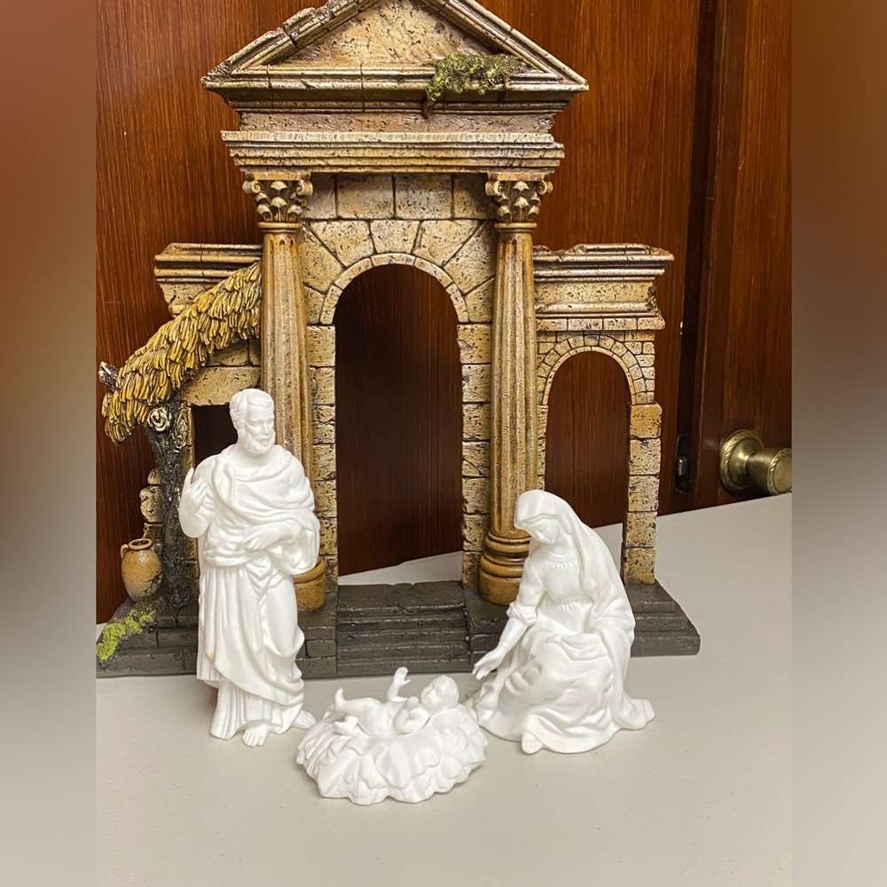 Lenox The Nativity Porcelain Figurines